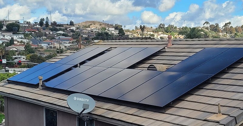 Home with solar panels installed without batteries, grid-tied system 2025